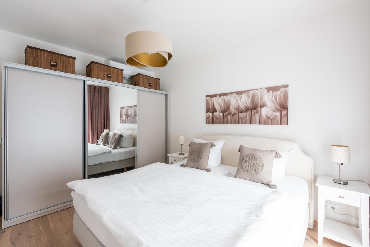 Jay Apartments Praha Bagian luar foto