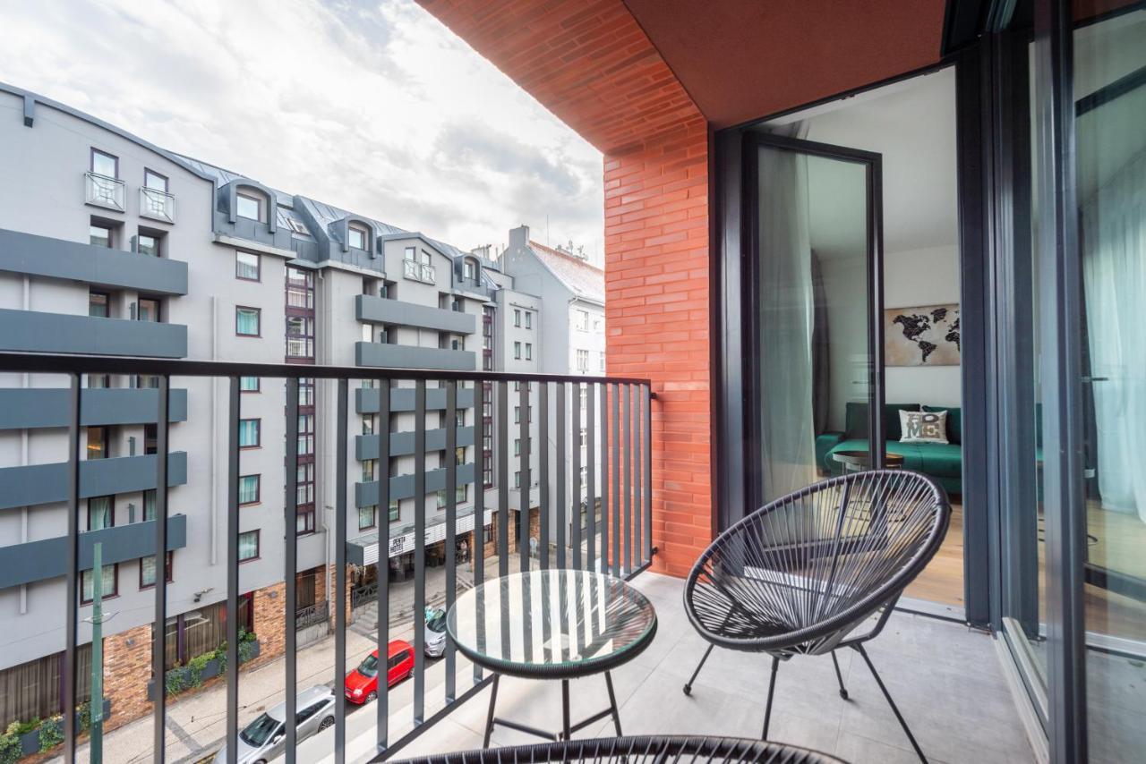 Jay Apartments Praha Bagian luar foto