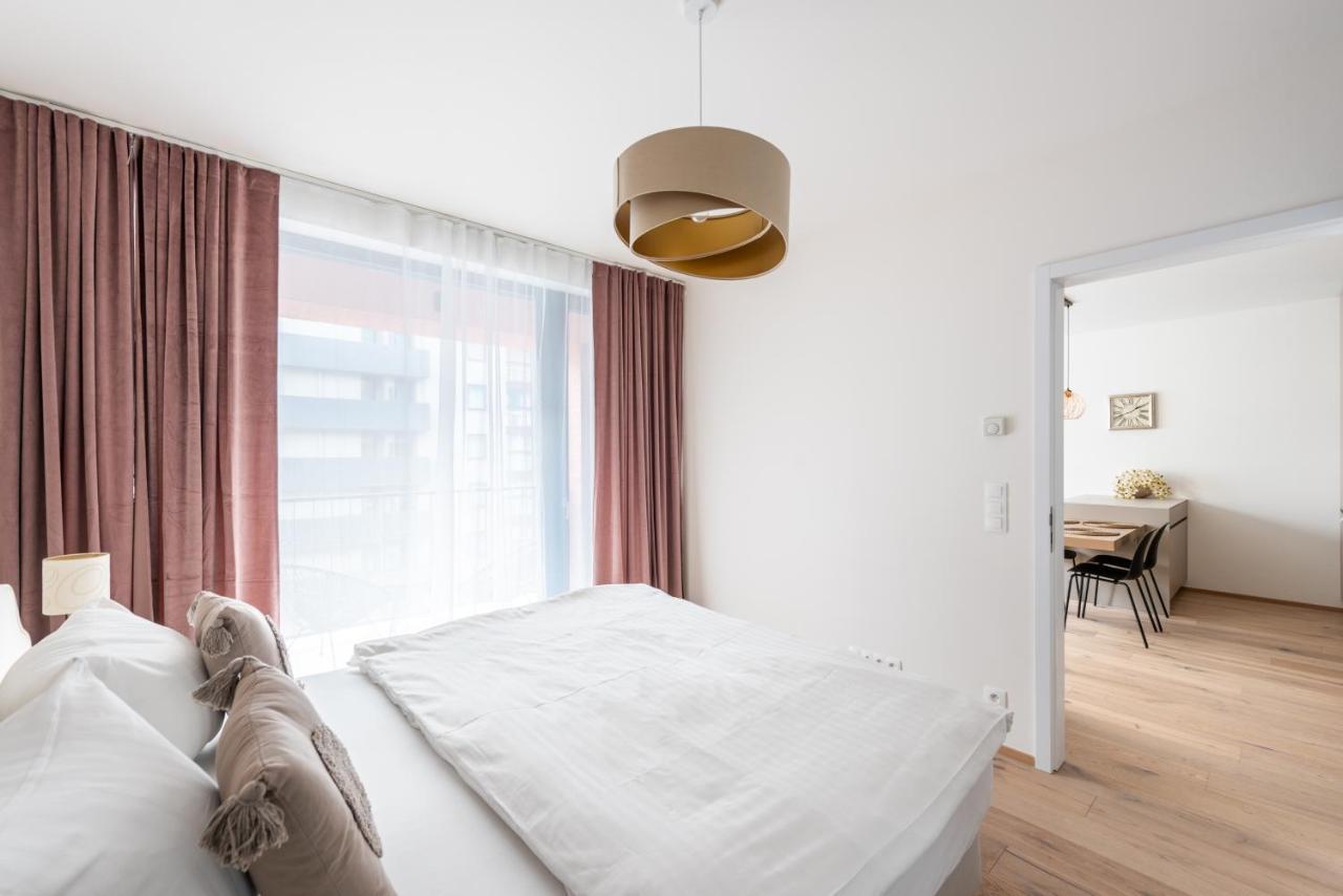 Jay Apartments Praha Bagian luar foto