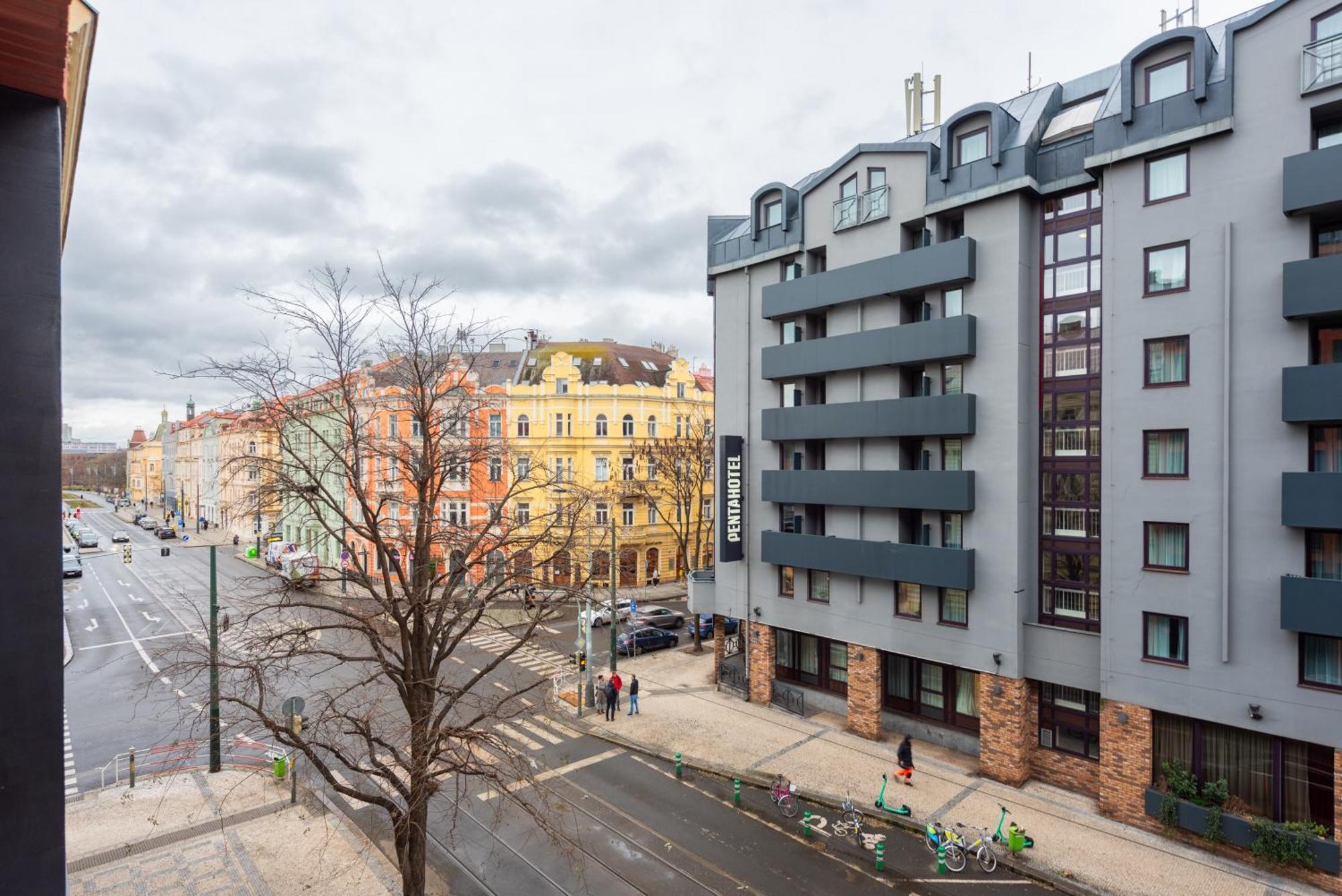 Jay Apartments Praha Bagian luar foto