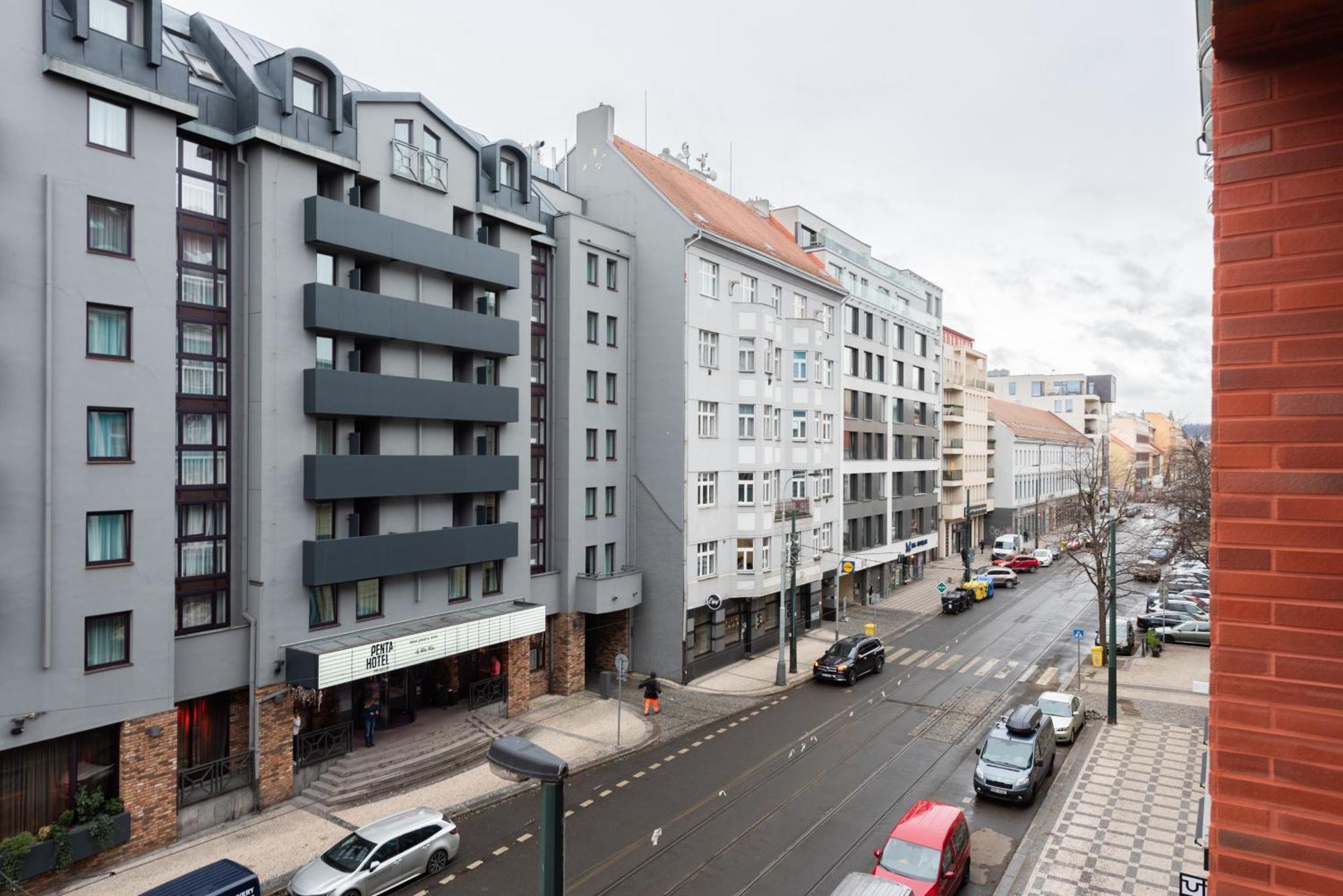 Jay Apartments Praha Bagian luar foto